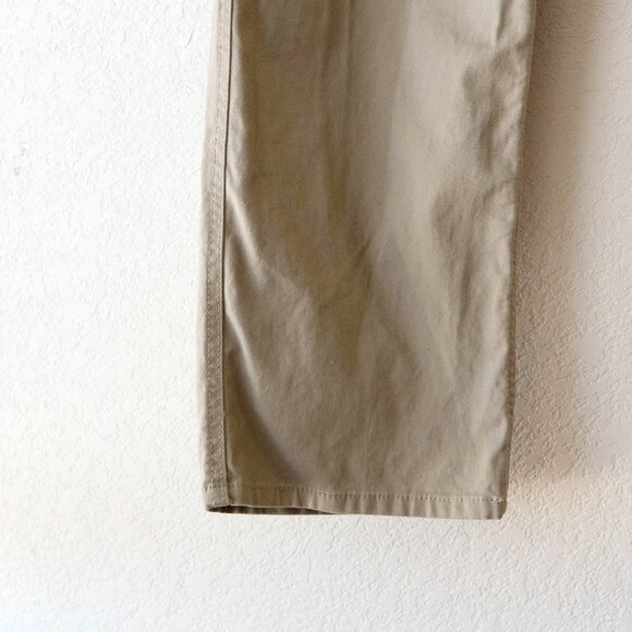 Magellan Men’s Khaki Pants 42W x 30L | Stain Release Stretch Cotton Workwear - Picture 5 of 10